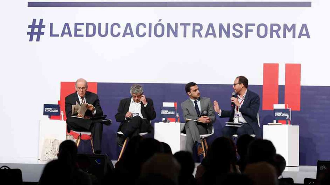 Francisco Piedrahita, rector Universidad Icesi; Jorge Iván González, exdecano de Economía de la Nacional; Juan David Naranjo, periodista de Foros Semana; y Luis Fernando Pérez, viceministro de Educación Superior.
