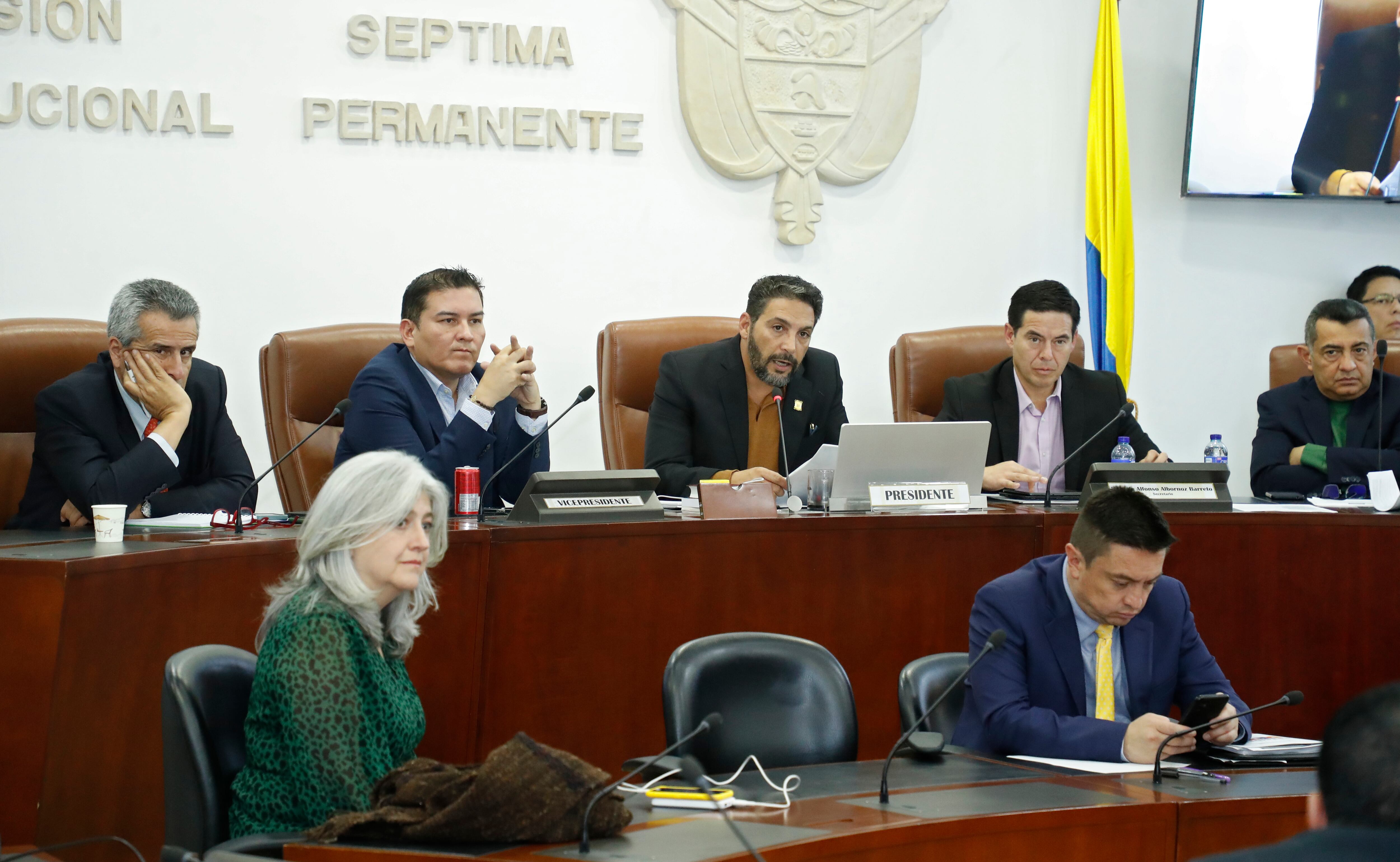 Representantes  debate de la reforma a la salud