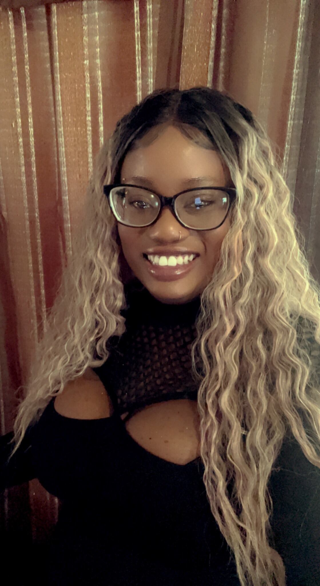 La mujer saltó con sus dos hijos a una altura de 60 metros