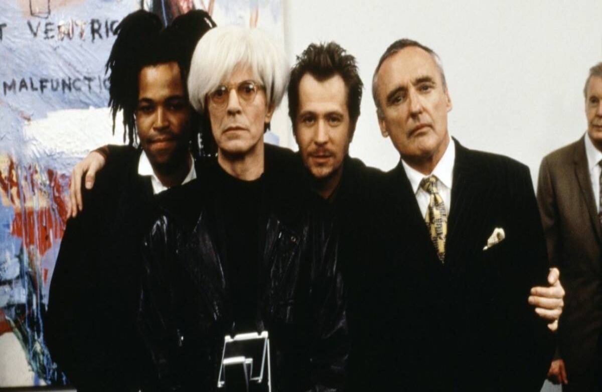 Basquiat (1996) Jean-Michel Basquiat fue un artista de la calle, pero al fin y al cabo un artista. Julian Schnabel retrata el ascenso a la fama del artista haitiano y su estrecha amistad con Andy Warhol. A pesar de que murió con apenas 27 años, impactó el mundo artístico de Nueva York.