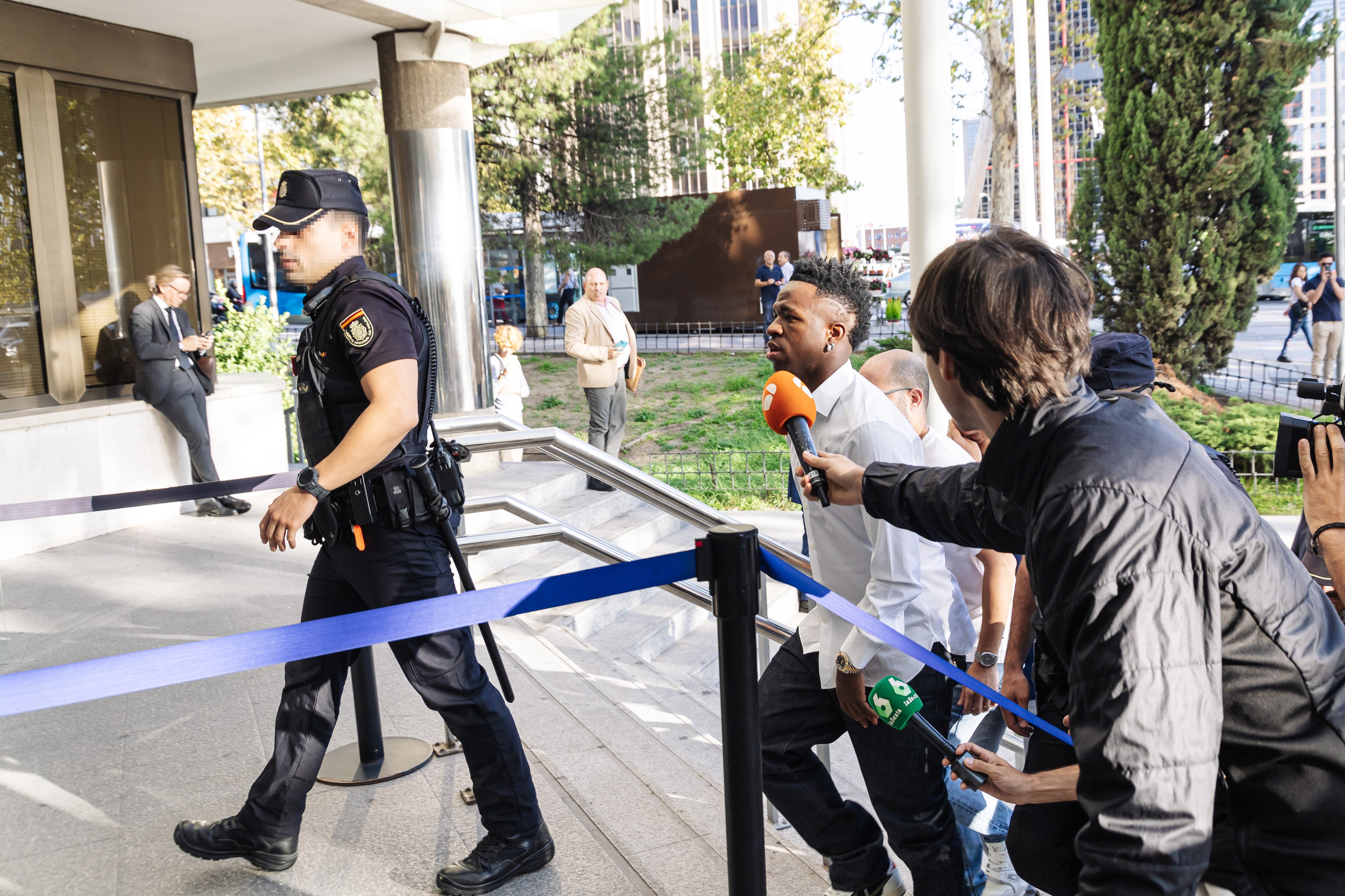 Vinícius Jr. no dio declaraciones a los medios sobre el caso.