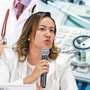 La propuesta de la ministra de Salud, Carolina Corcho, tiene preocupadas a las personas con planes complementarios y a los mayores de 60 que hoy cuentan con algún tipo de prepagada.