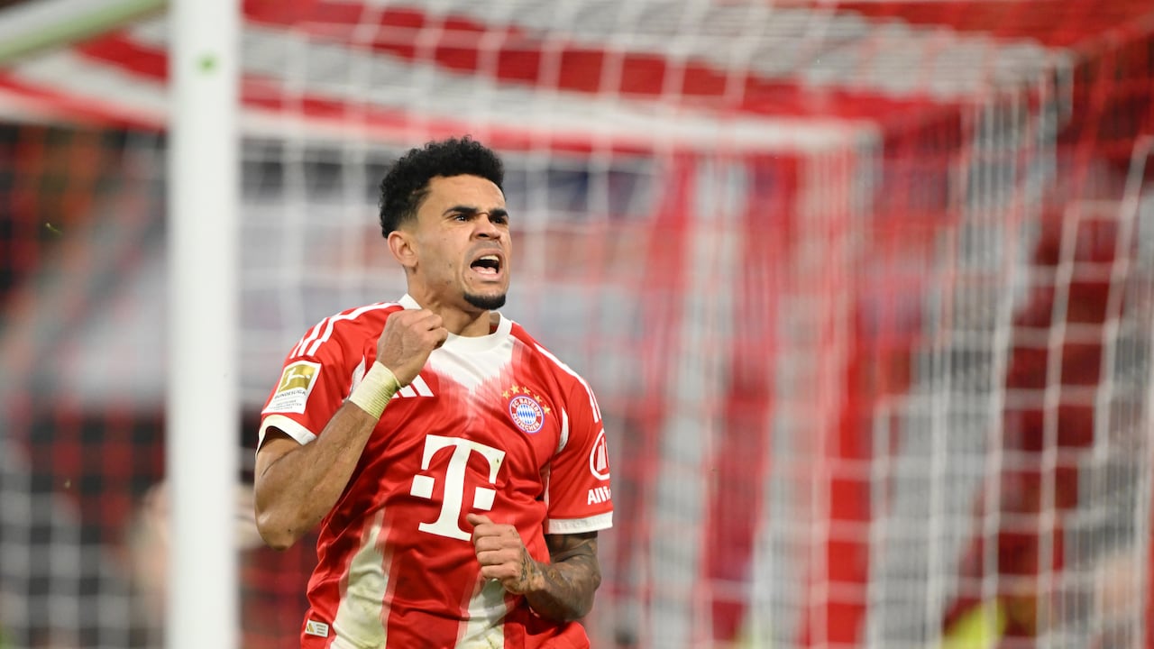 Luis Díaz celebra el gol ante el St. Pauli.