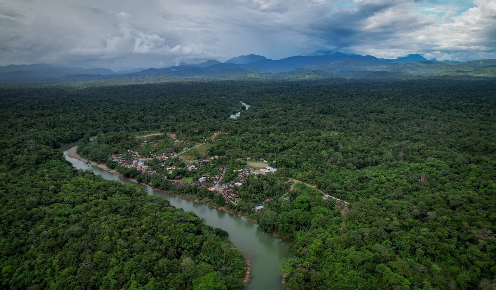 Más del 75% de los recursos propios de las CAR corresponden a inversión, el 18% a funcionamiento y el 3% de servicio a la deuda.