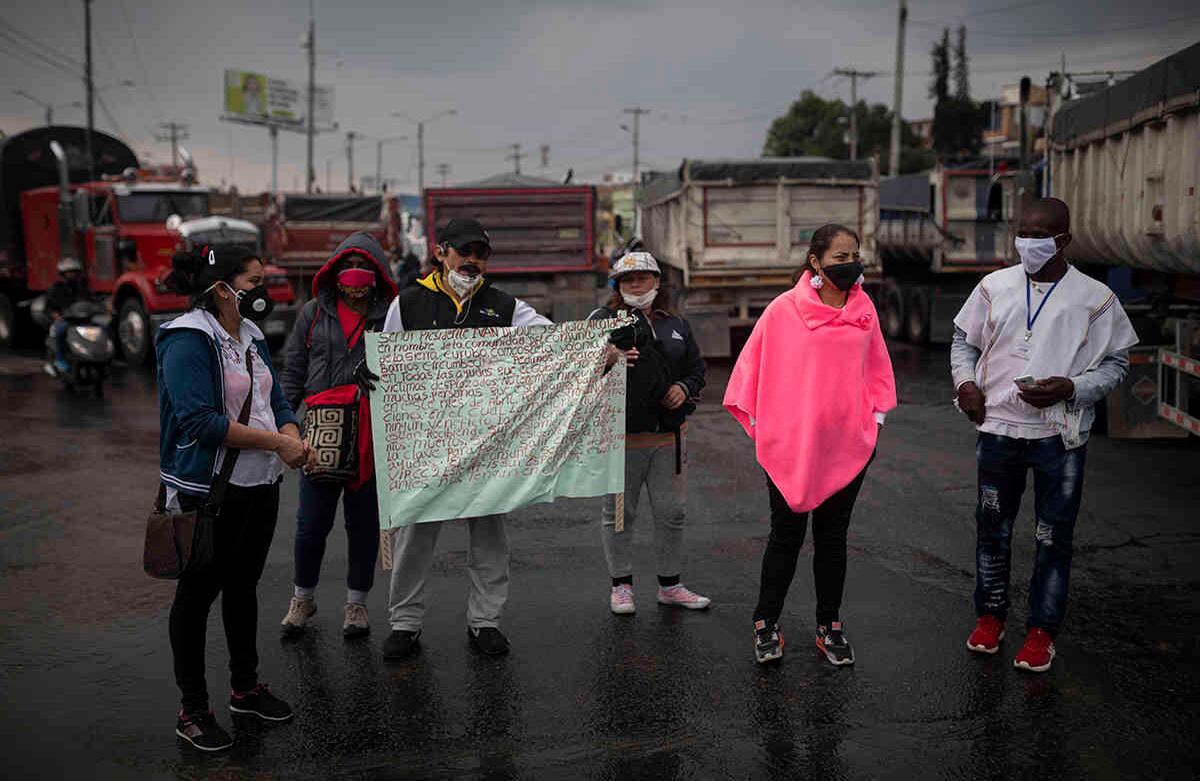 Colombianos piden al Gobierno presencia en los sectores más afectados por el coronavirus