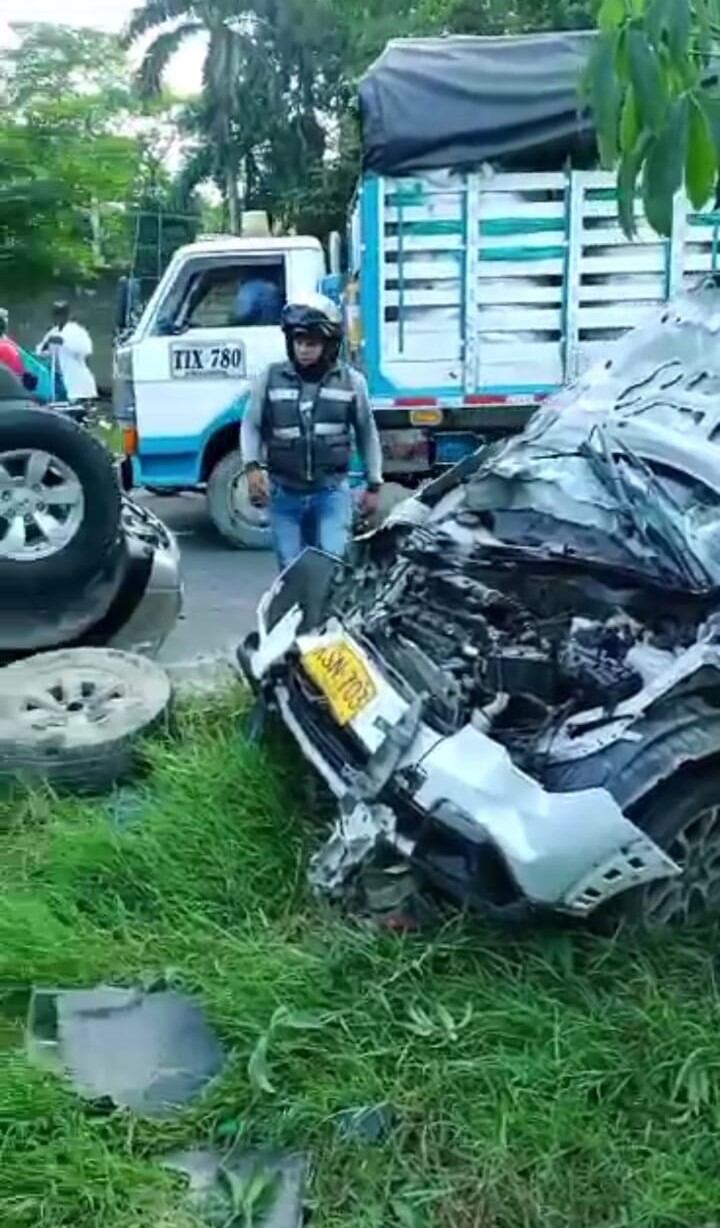 Accidente de tránsito vía Turbaco - Cartagena
