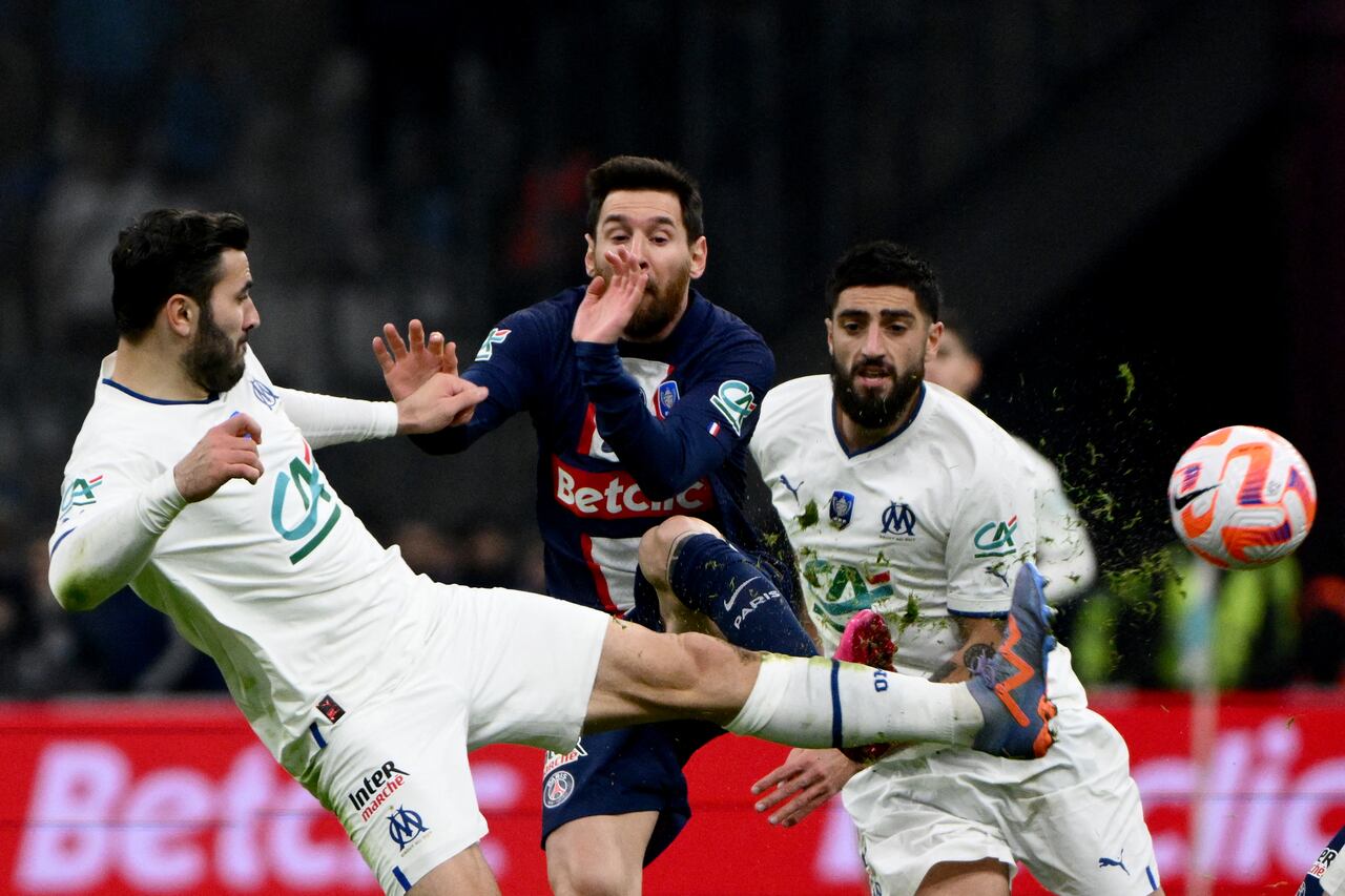 A Lionel Messi tan solo le queda UCL y Ligue 1 para ser campeón.