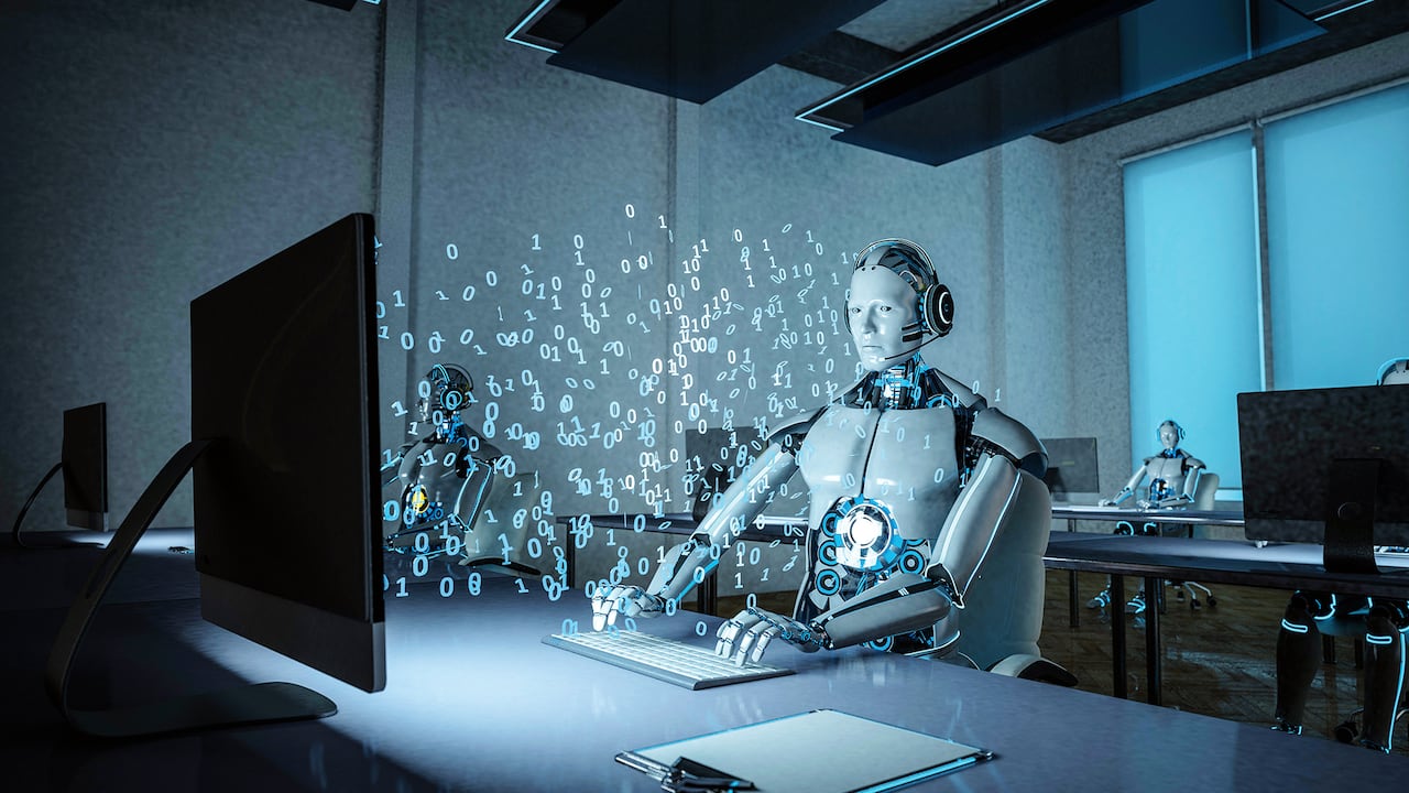 Millenium comenzó como un call center y luego amplió sus canales de comunicación.