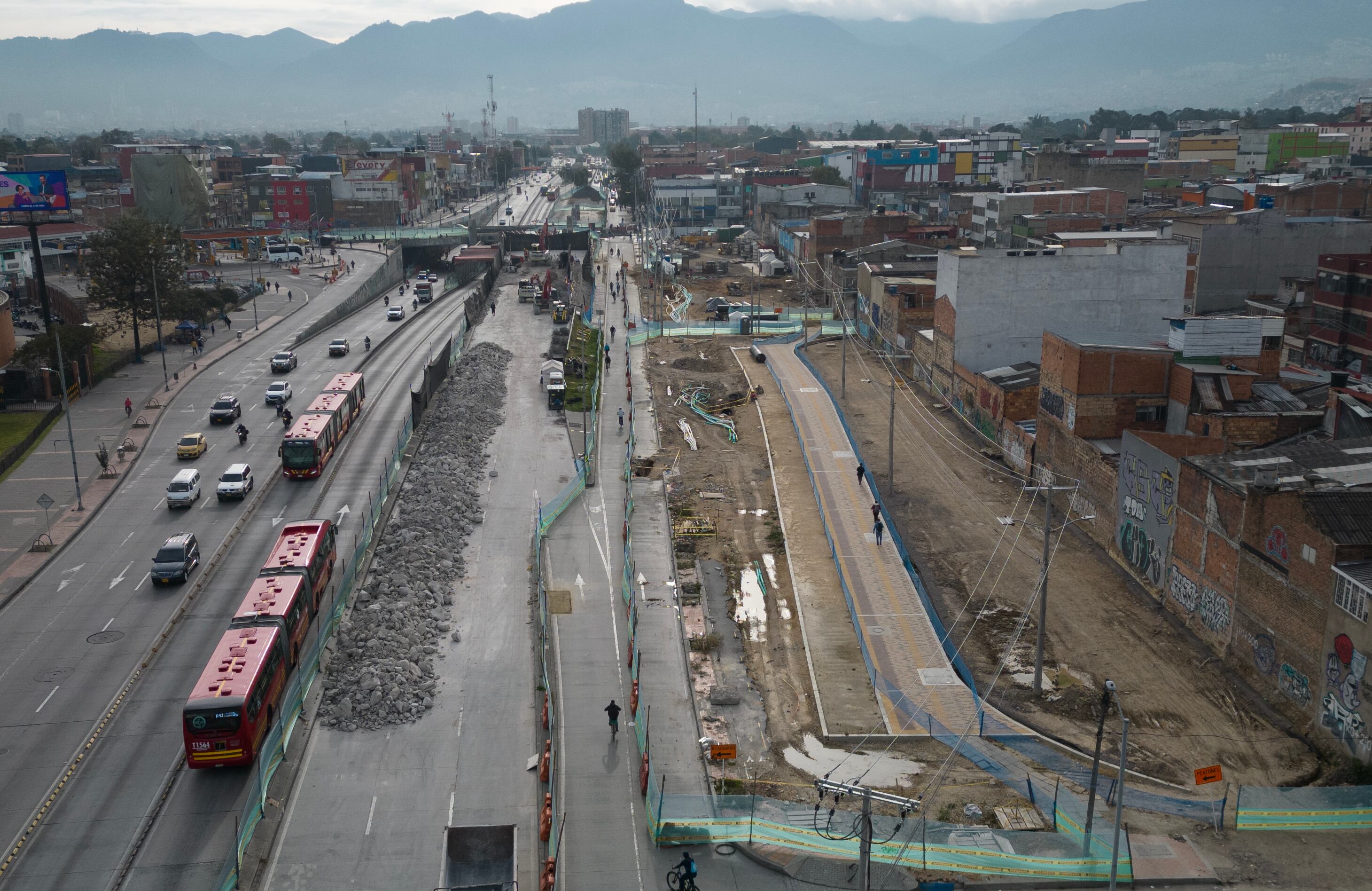 Sector Autopista Sur puente Venecia
Obras Bogotá Transmilenio avenida 68
Octubre 23 del 2023