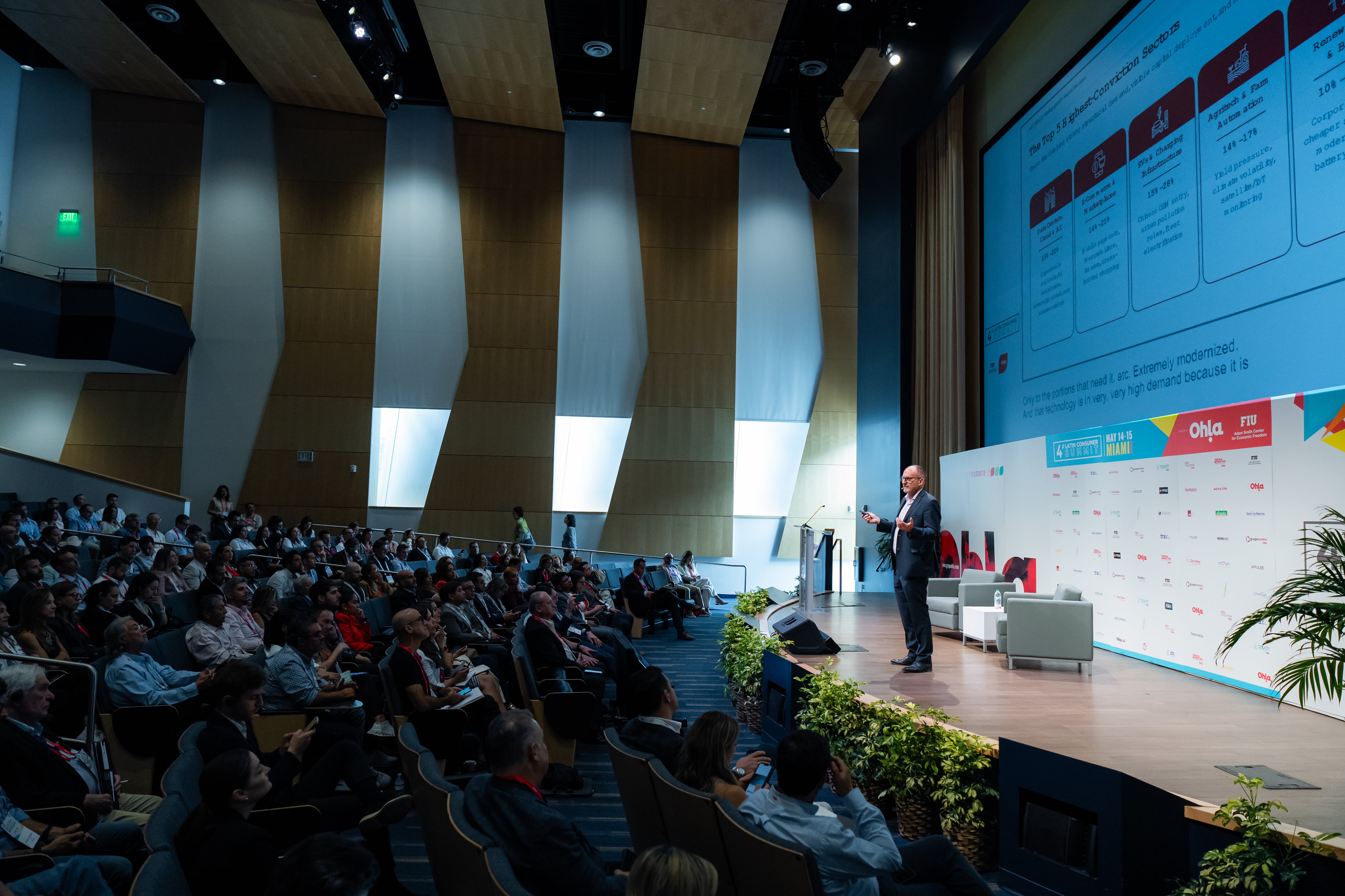 John Price, director ejecutivo de Americas Market Intelligence