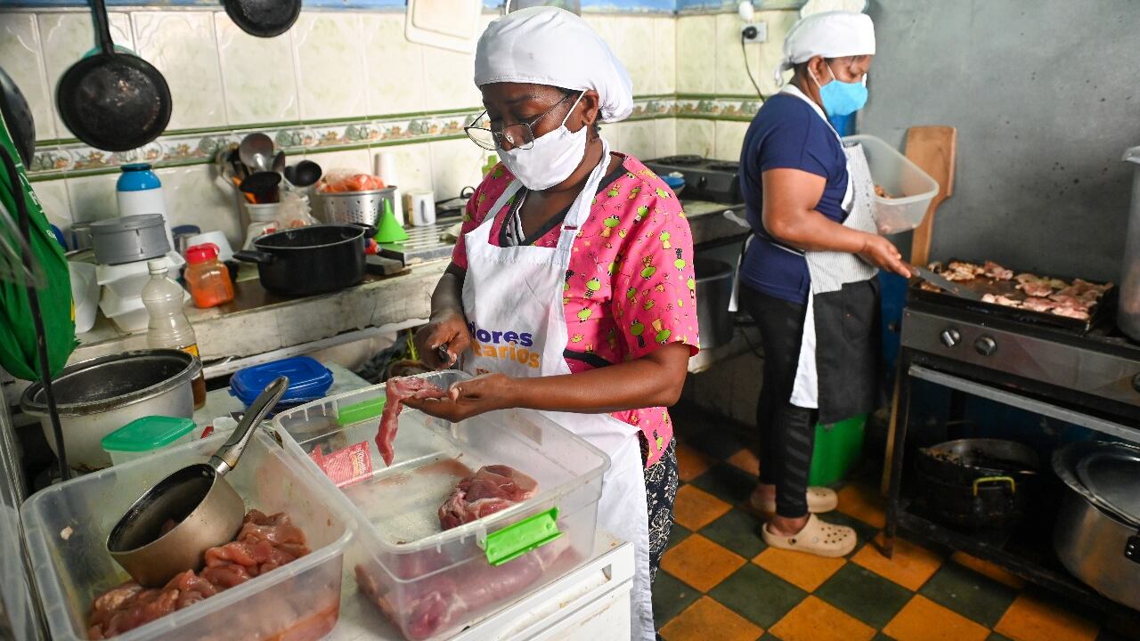 Comedores comunitarios en Cali