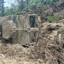 Vehículo del Ejército atacado.