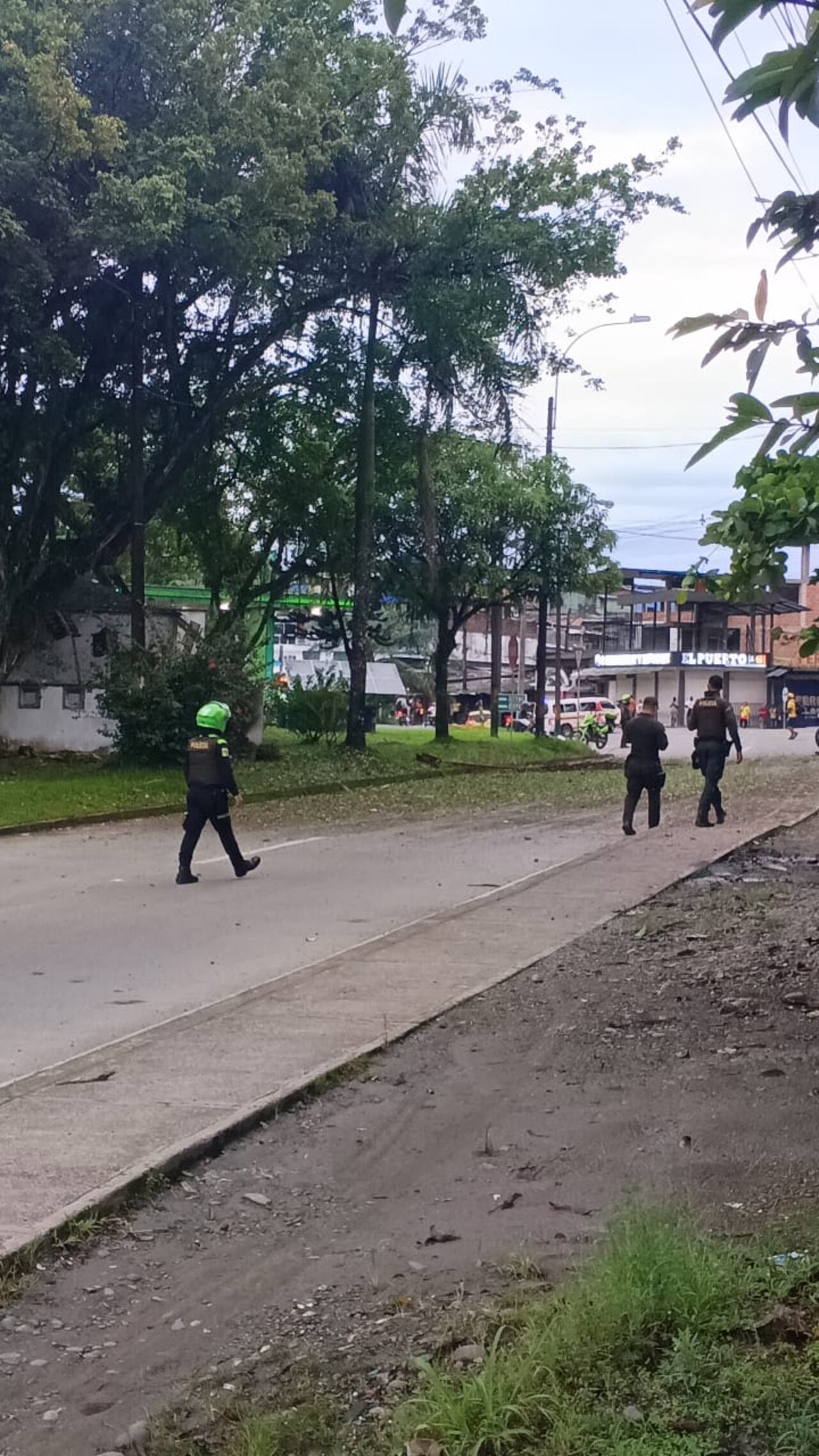 Lanzan artefacto explosivo contra CAI de la Policía en Buenaventura.