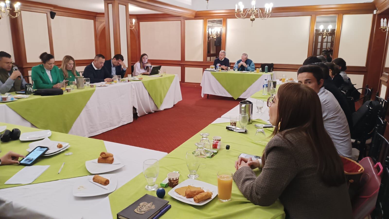 Reunión de bancada de la Alianza Verde.