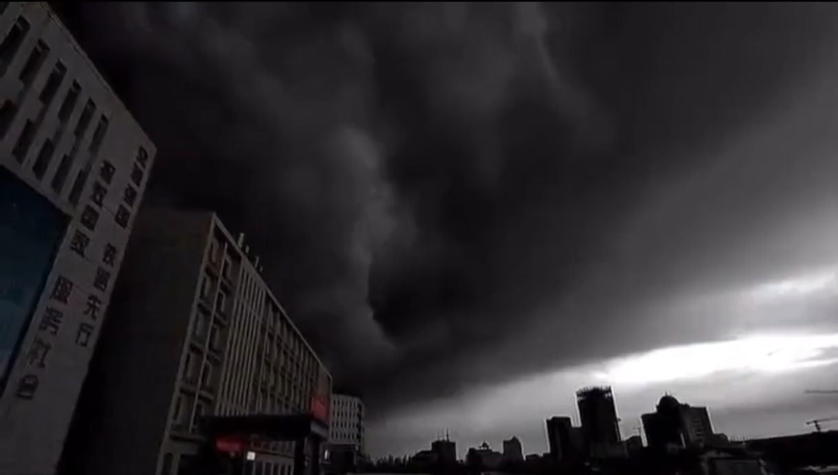 Las autoridades han llamado a resguardarse a los residentes