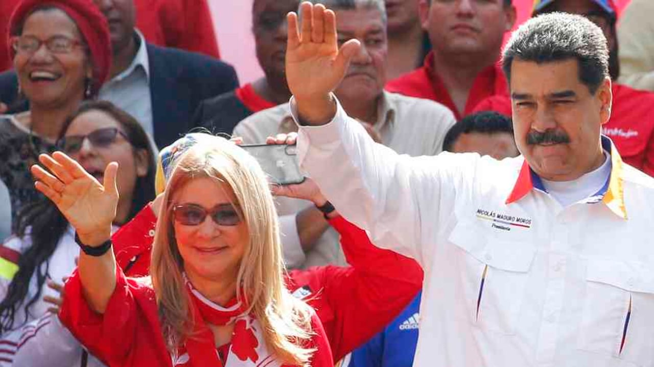 Cilia Flores junto a Nicolás Maduro