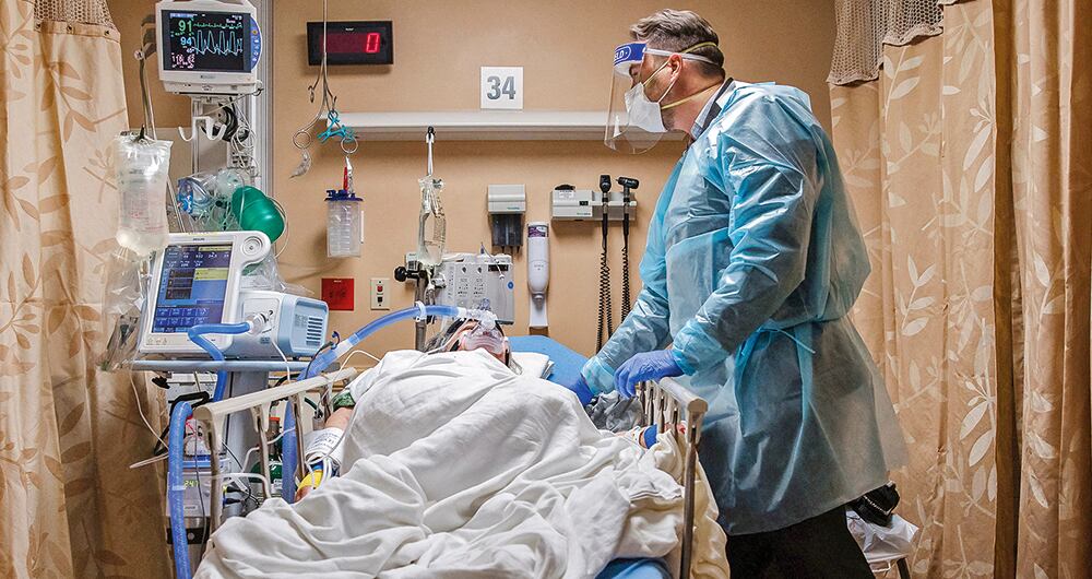 Por primera vez desde la segunda guerra mundial, la esperanza de vida en Estados Unidos se ha reducido. El gran culpable: la pandemia. - Foto; Ariana Drehsler / AFP