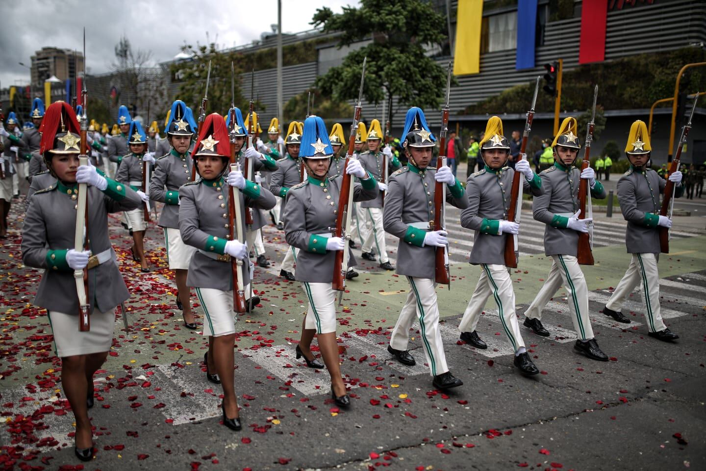 Desfile Militar 20 de julio de 2022 en la Avenida Boyaca, con la presencia del Presidente Ivan Duque