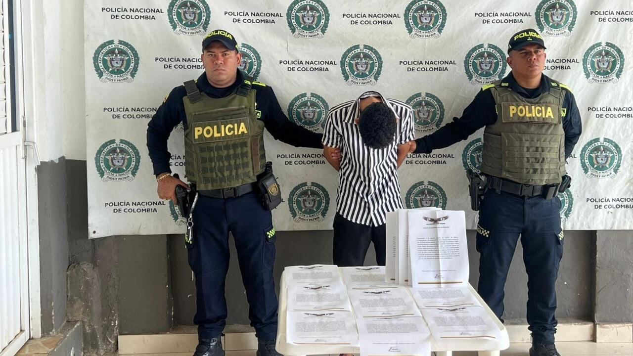 Capturado con panfletos amenazantes en El Carmen de Bolívar.
