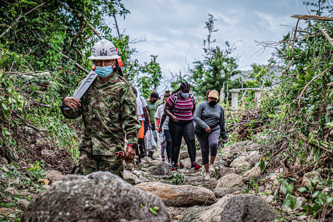 Ejército Nacional recibió mención de honor por proyectos ambientales en San Andrés y Providencia