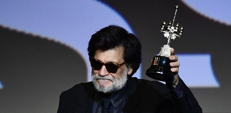 Director español Víctor Erice recibe un reconocimiento.