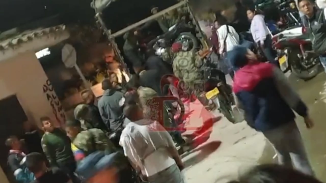 Disidencias de las Farc impusieron retén ilegal en el municipio de Toribio, Cauca.