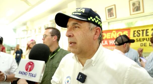 Guillermo Reyes, ministro de Transporte