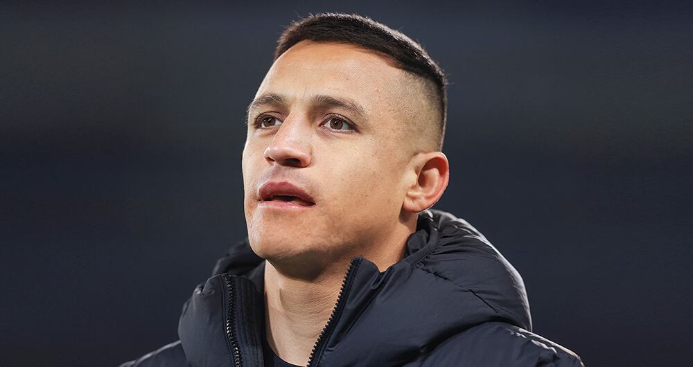 Nació en Tocopilla, Chile.