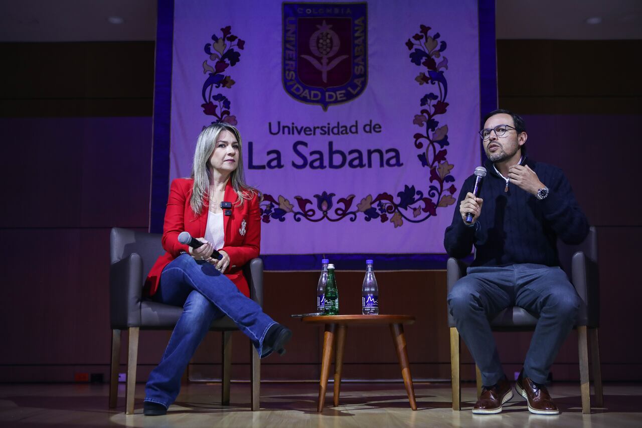Conversación con Vicky Davila
Universidad de La Sabana
Martes 4 de febrero 2024