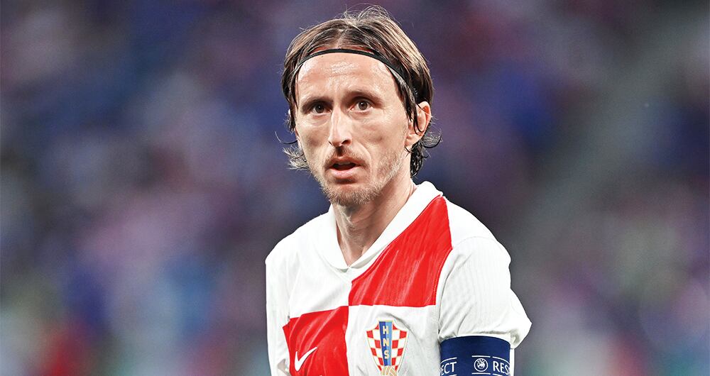  Luka Modric es centrocampista del Real Madrid, tiene 38 años y ningún título con Croacia.