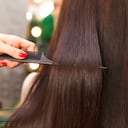 Es posible alisar el cabello sin necesidad de usar plancha.