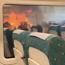 Pasajeros del tren rodeados por un incendio en España.