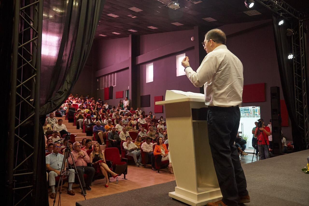 Fiscal general Francisco Barbosa.