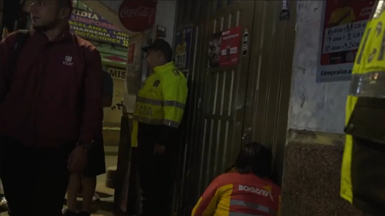Momento exacto del operativo realizado en la localidad de Kennedy, Bogotá.