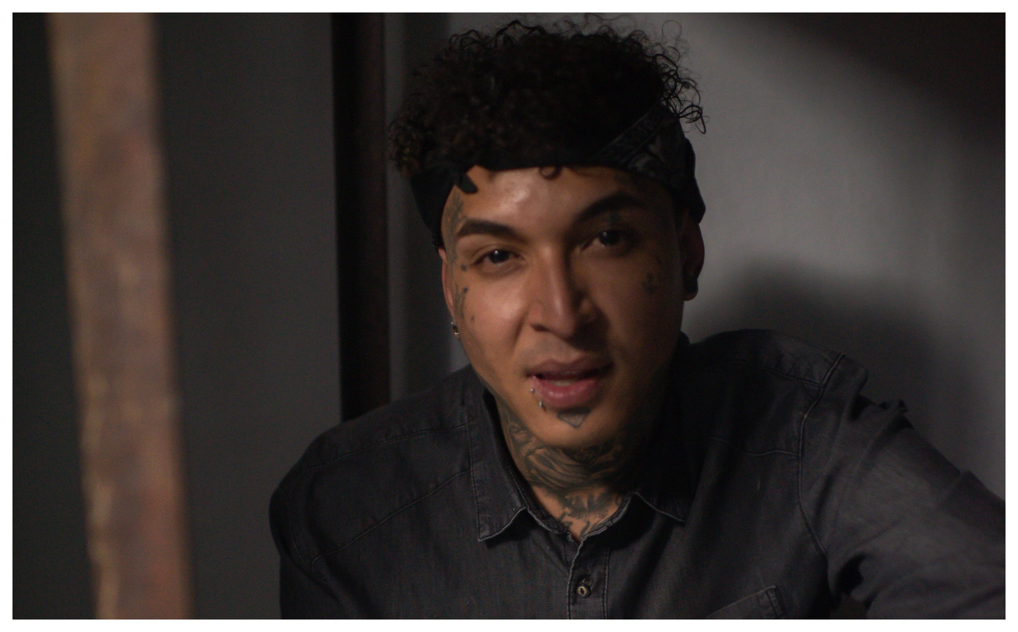 El actor y rapero Santiago Cano, más conocido como Rapza de Barrio o Riquelme, en La Reina del Flow, fue detenido en Medellín.