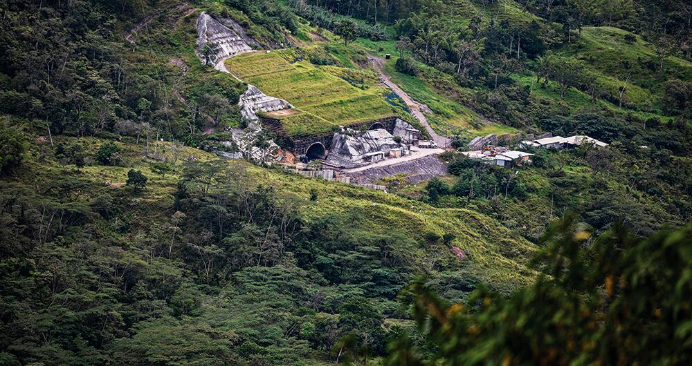 Túnel 8 •Ubicación: Guaduas, Cundinamarca •Costo: 489.000 millones de pesos•Contratista: Consorcio Vial Helios•Contrato: Ruta del Sol 1, suscrito en 2010•Empresa contratante: ANI•Fecha de entrega: 2021