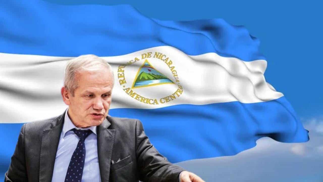 En contra del exdirector del Dapre Carlos Ramón González, existe una orden de captura vigente.