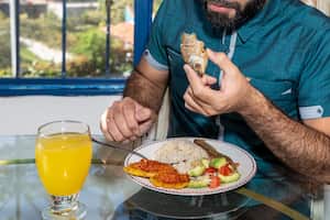 Almuerzo colombiano corrientazo