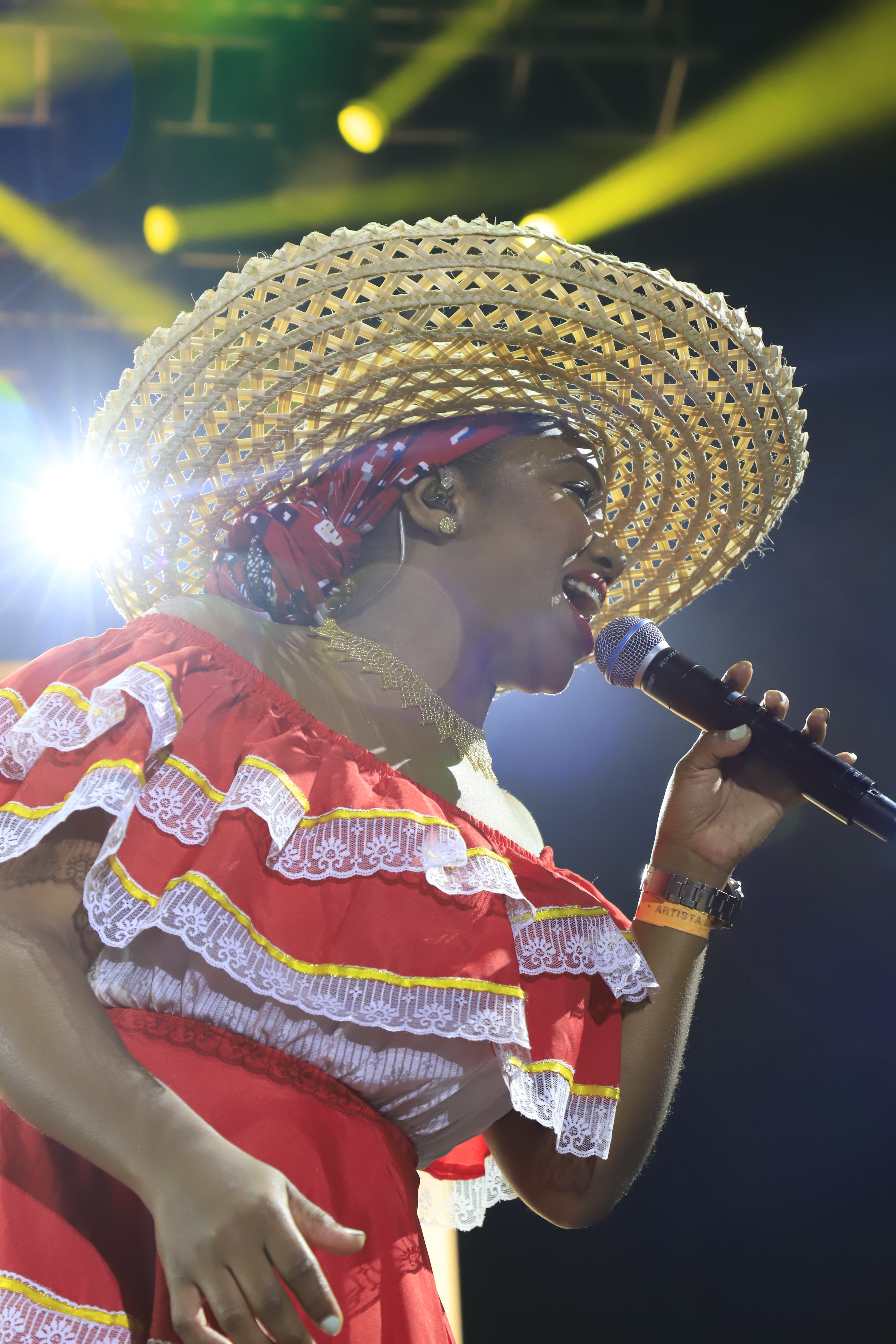 La invitación es clara: el fomento cultural es para todas las personas, todas las culturas y todas las expresiones. Los estímulos, becas, programas, convocatorias y oportunidades están disponibles a través de la plataforma: www.cultured.gov.co