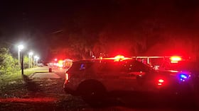 Patrullas de la Policía de Estados Unidos en las labores de búsqueda de los colombianos accidentados. Foto: WTLV