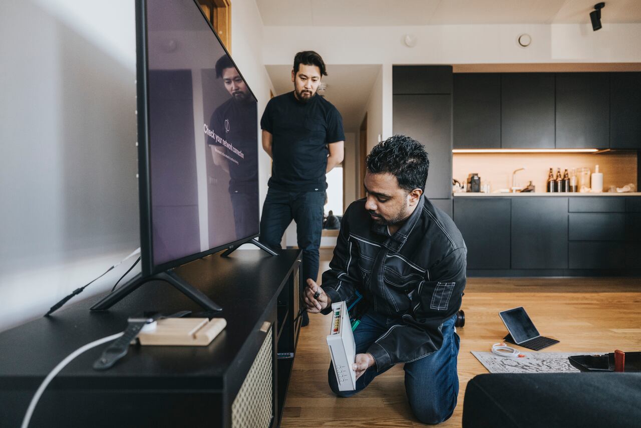 La frecuencia de un artefacto popular estaría alterando la señal en interiores.