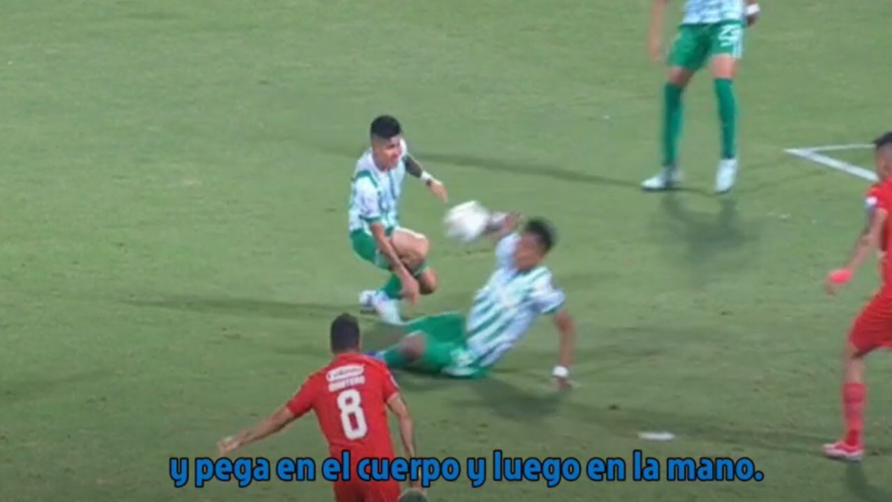 Audios del VAR Nacional vs América.