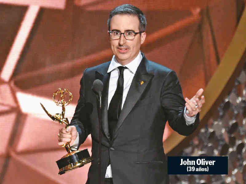 Esta es la mayor sorpresa del listado. Oliver se ganó un lugar pues, para Bloomberg, demuestra un especial toque cuando en Last Week Tonight explica situaciones financieras complejas con su manía particular y “digresiones hilarantes” que aterrizan lo que afirma. Como ejemplos, cita programas en los que ha discutido temas densos como los instrumentos especiales de endeudamiento de entidades oficiales y los estándares de reporting de las agencias calificadoras de riesgo. Y así, ha logrado ser viral: su comentario sobre la debacle de endeudamiento de Puerto Rico suma más de 5 millones de videos en YouTube.