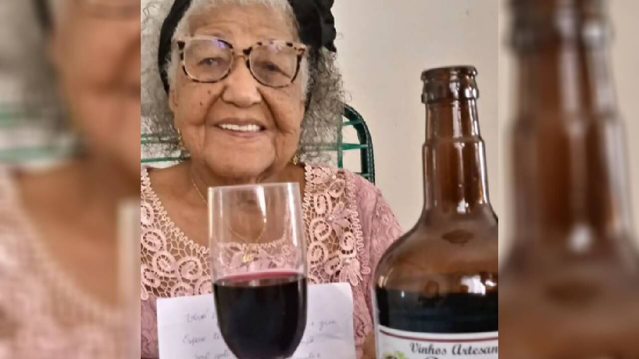 María Cardoso cumplió este jueves -3 de noviembre- 103 años.