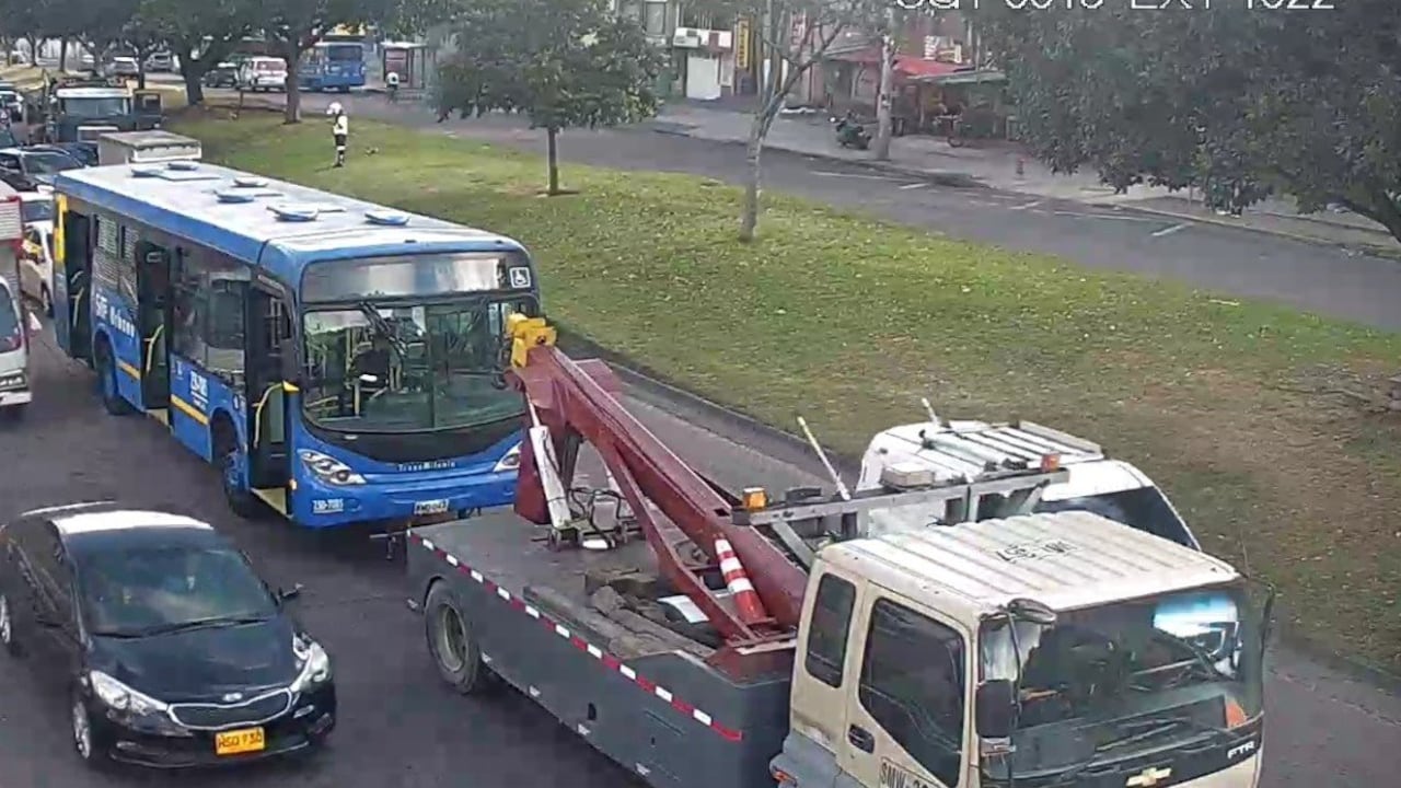 Los vehículos varados y accidentes de tránsito han marcado la jornada.