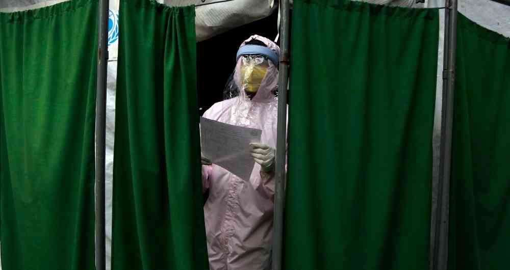 En Perú han fallecido por covid-19  195.332 personas, 2.096.013 se han contagiado y, actualmente, hay 6.892 pacientes hospitalizados, de los cuales 1.981 están en UCI.