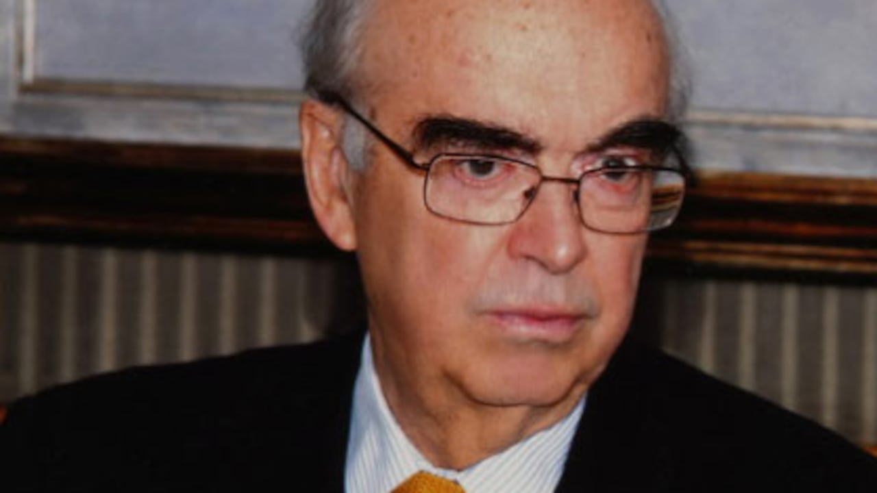 Esta es la foto más reciente de Augusto Ramírez Ocampo, tomada en un desayuno en el Gun Club de Bogotá, días antes de su muerte.