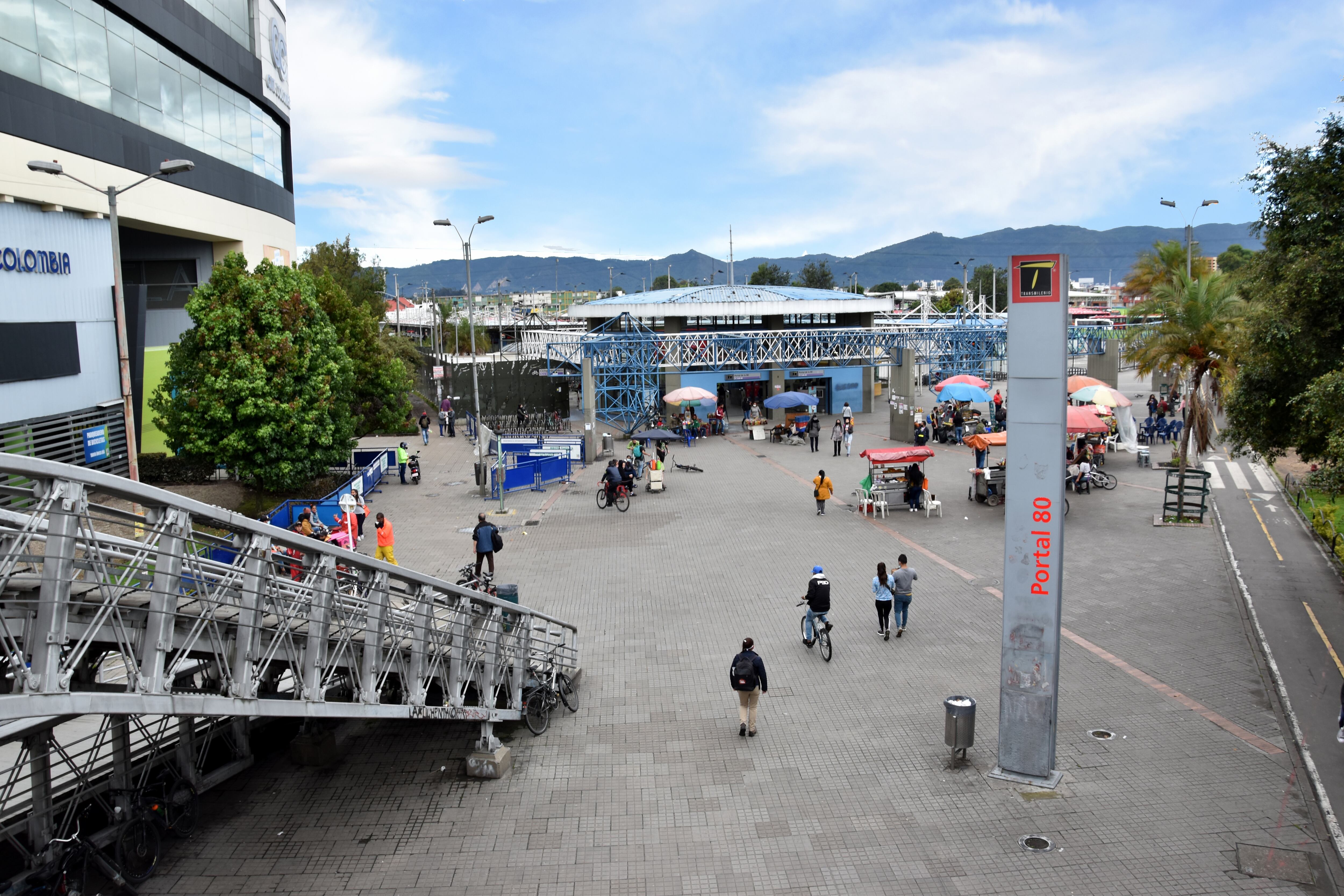 Portal de  80 transmilenio  cuarentena estricta covid19