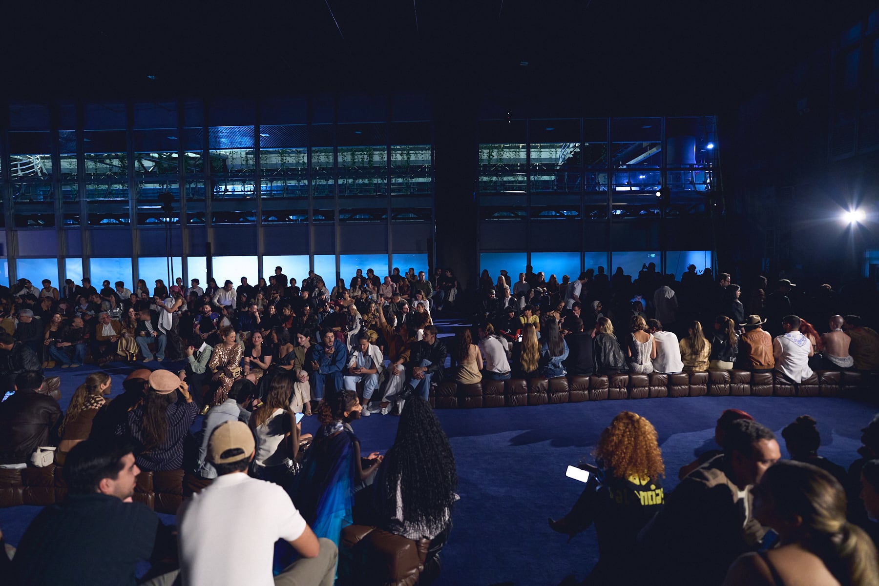 Pasarela ‘Artisan Gang in the City’ de Vélez junto a J Balvin durante la edición número 37 de Colombiamoda.