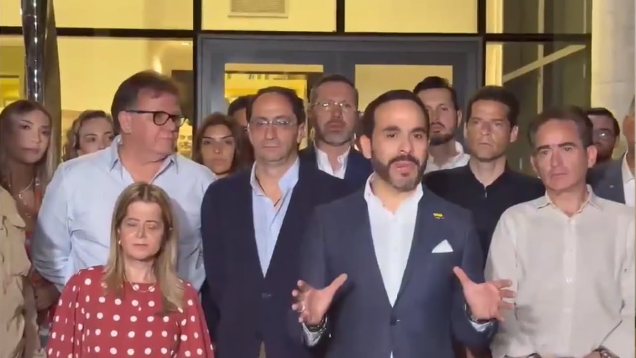 Abelardo De La Espriella y sus ministros.